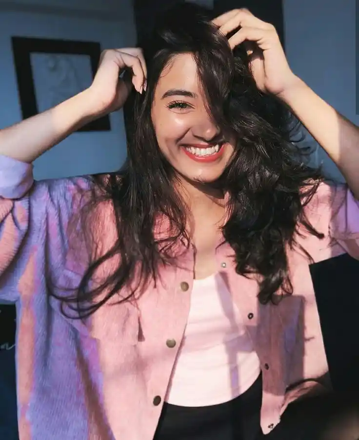 cool girls dp