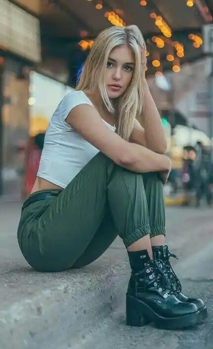 cute-girl-dp-black