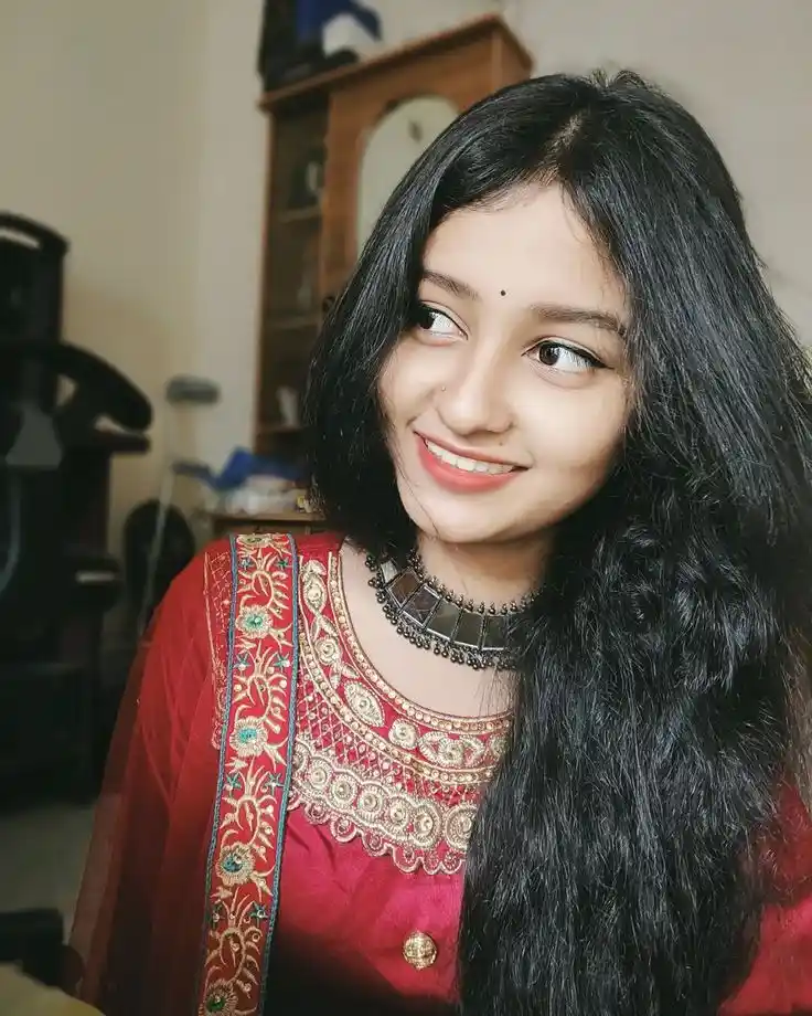 cute-girl-dp