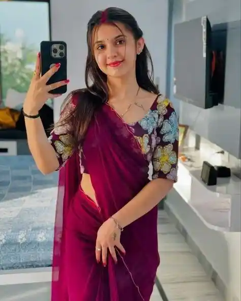 ek ladki ki photo