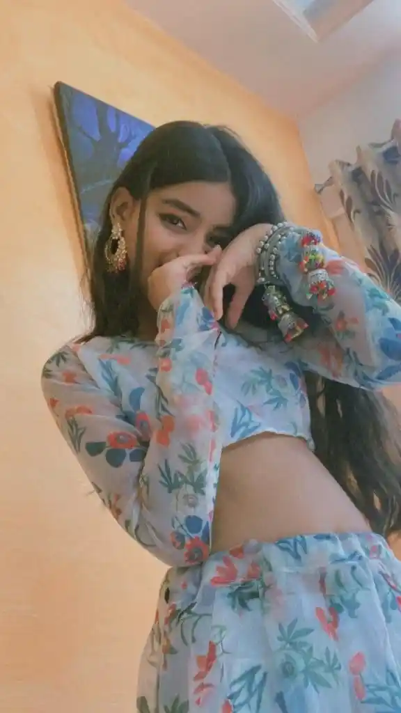 girl photo album