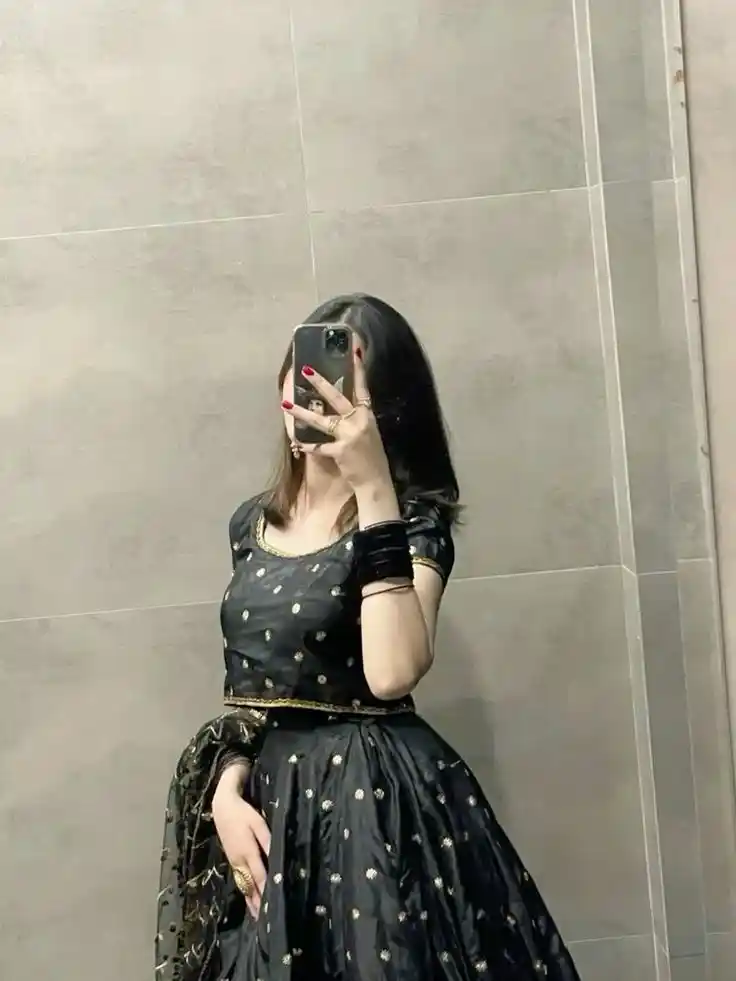 girl pic aesthetic