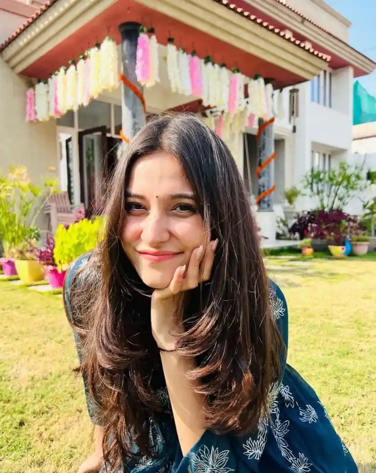 girl-pic-cute-dp