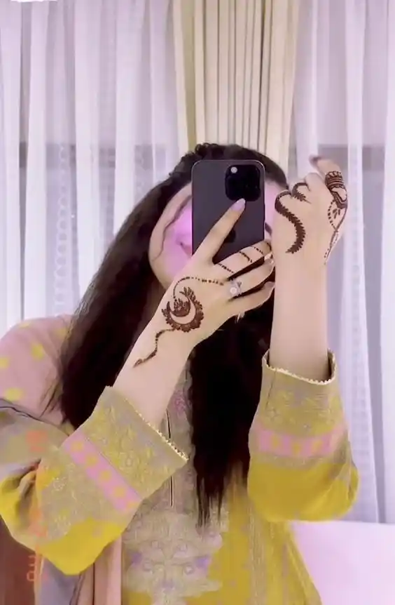aesthetic mirror selfie boy dp 17
