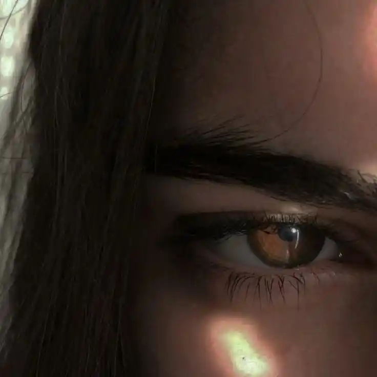 angry eyes dp
