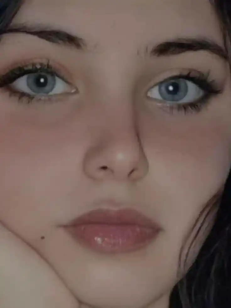attitude eyes dp