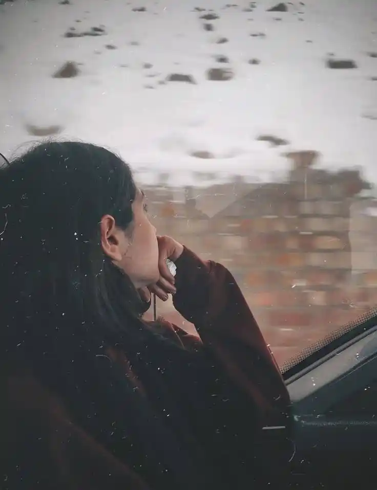 black sad dp girl