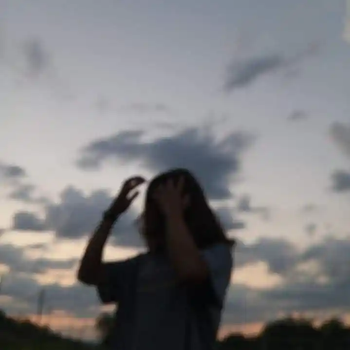 boy and girl blur photo