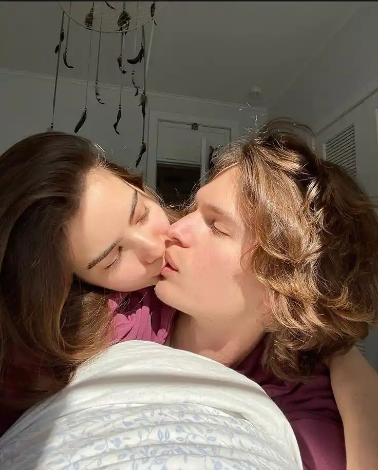boy and girl love dp images hd