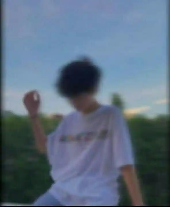 instagram profile blurry
