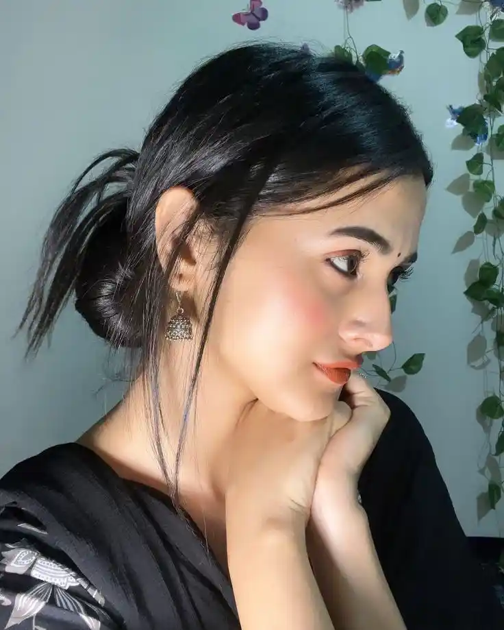 instagram profile picture girl back side 52