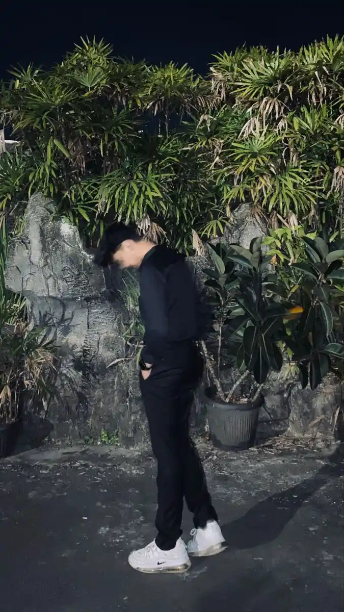 sad dp boy alone hd