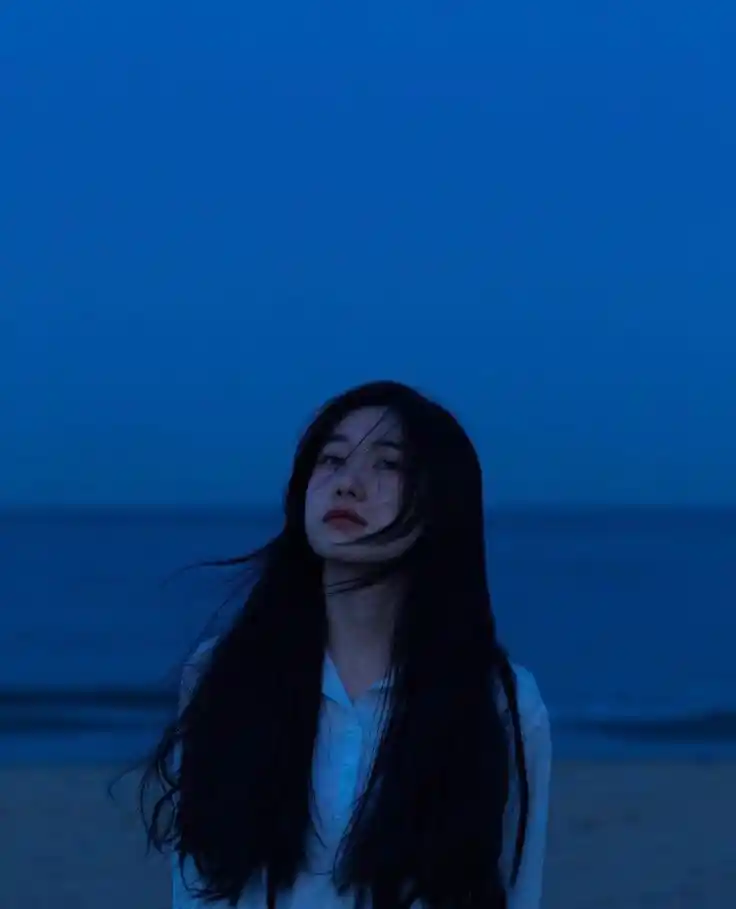 sad dp girl alone in english
